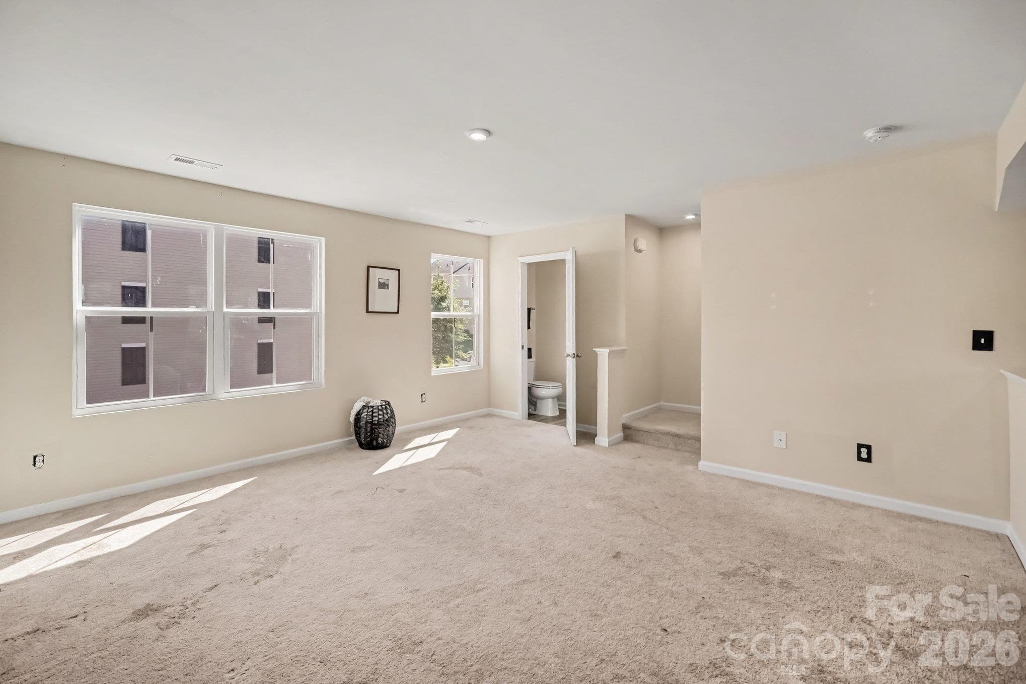 Townhouse at 6233 Cutwater Circle, Charlotte, photo 9 of 39