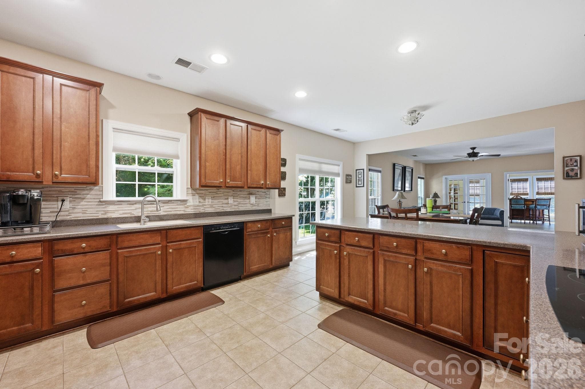 Kitchen - 4405 Squirrel Trail Lane, Charlotte