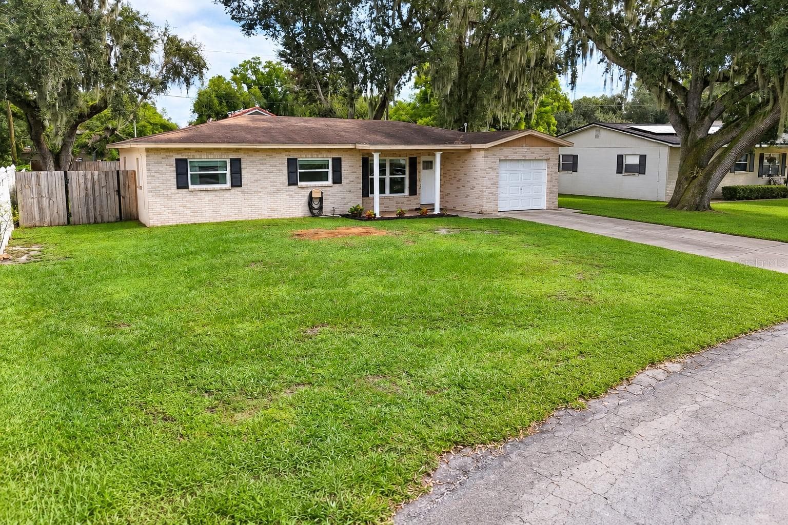 4414 FAYE CIR E