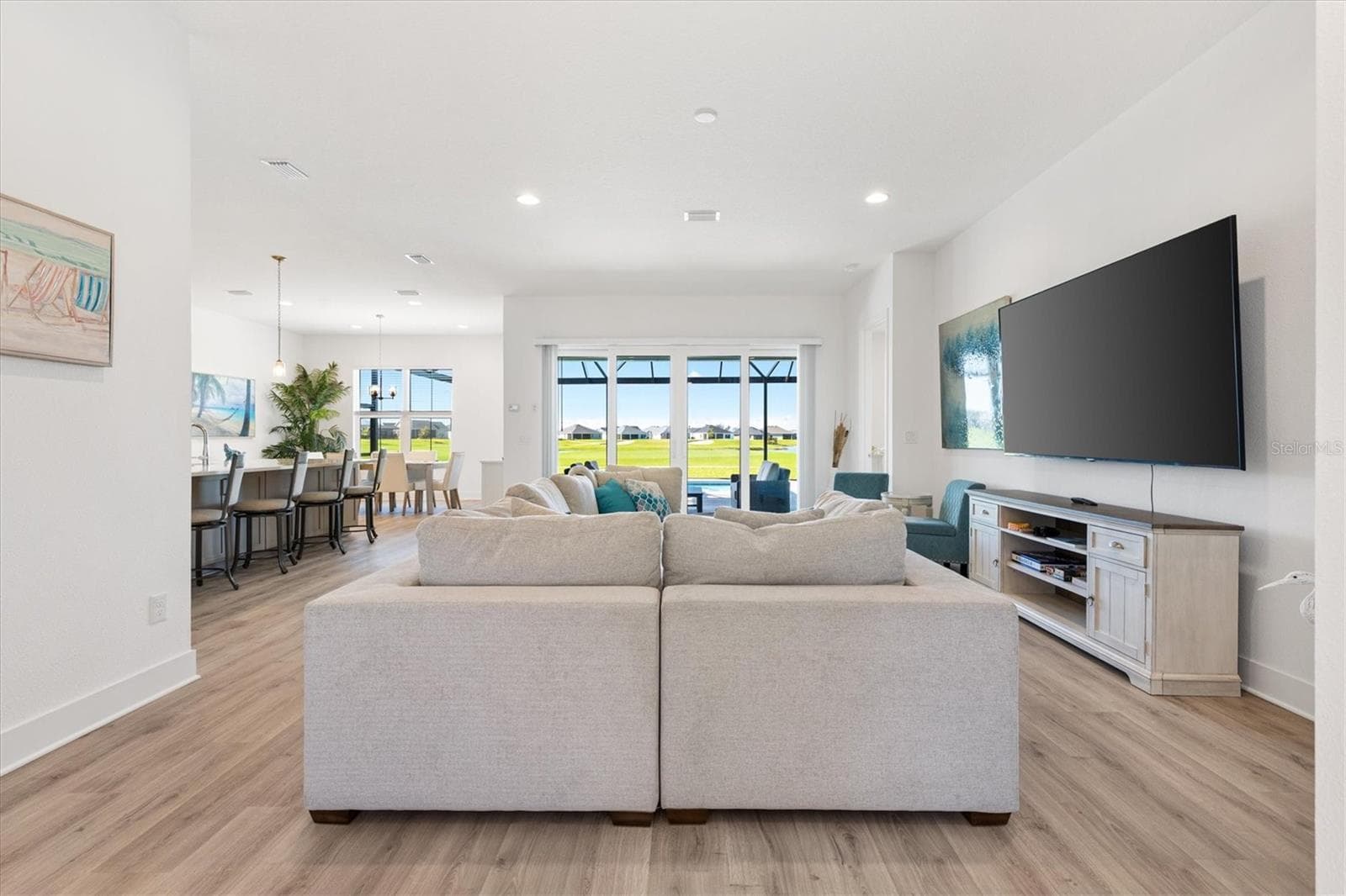 Single Family Residence at 6356 EDENFIELD RUN, THE VILLAGES, photo 12 of 55