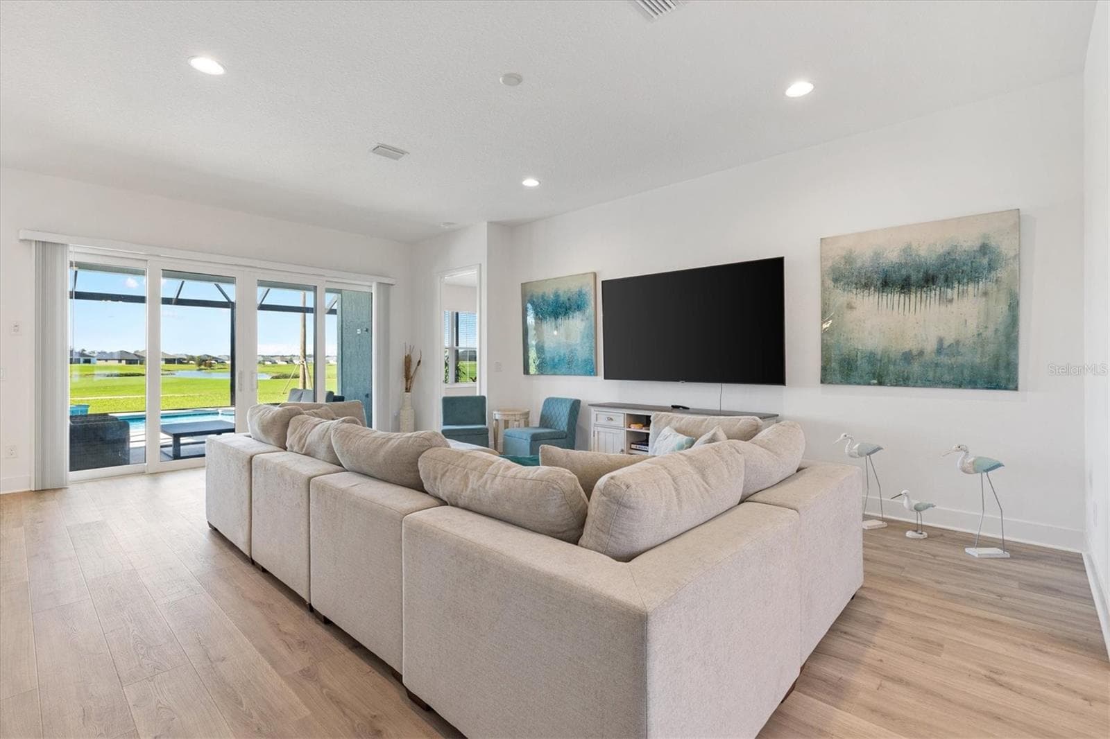 Single Family Residence at 6356 EDENFIELD RUN, THE VILLAGES, photo 13 of 55