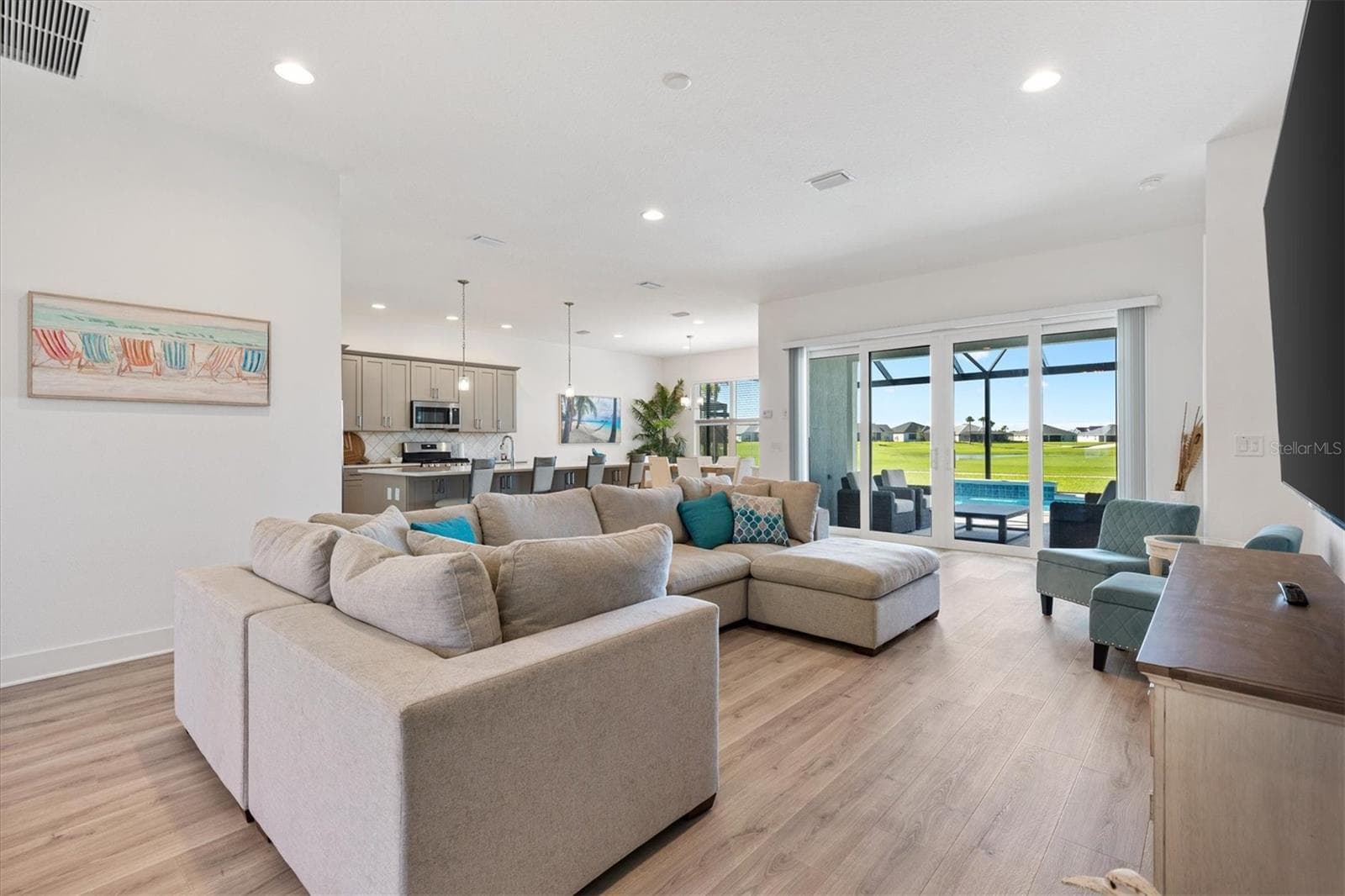 Single Family Residence at 6356 EDENFIELD RUN, THE VILLAGES, photo 14 of 55