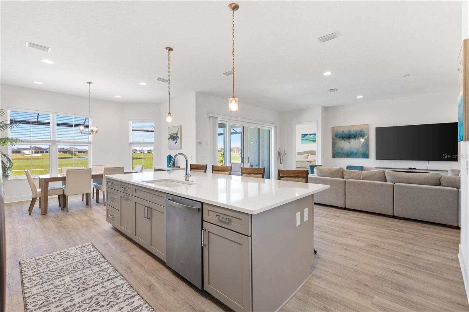 Single Family Residence at 6356 EDENFIELD RUN, THE VILLAGES, photo 18 of 55