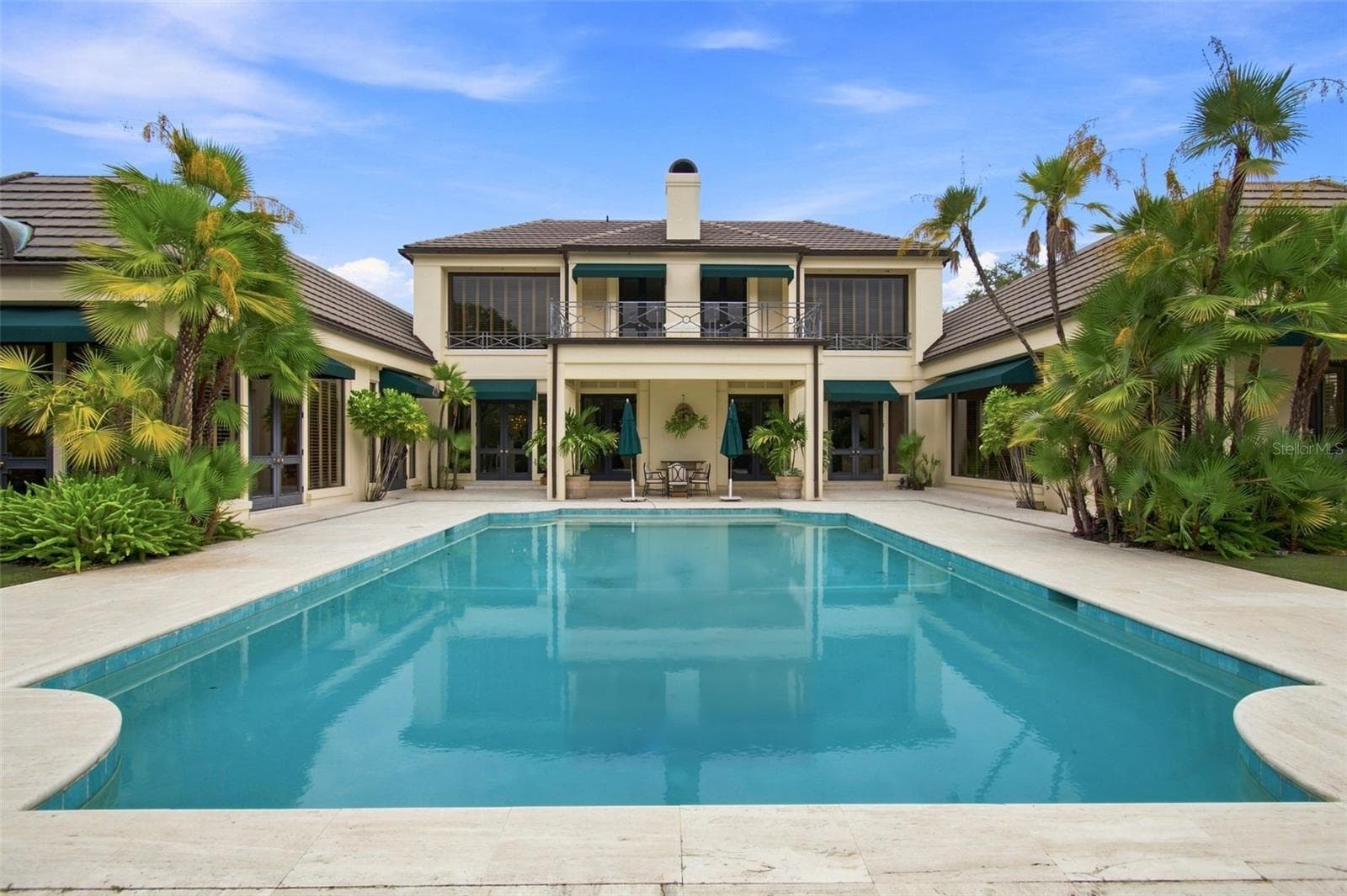 Single Family Residence at 924 S GOLF VIEW ST, TAMPA, photo 11 of 78