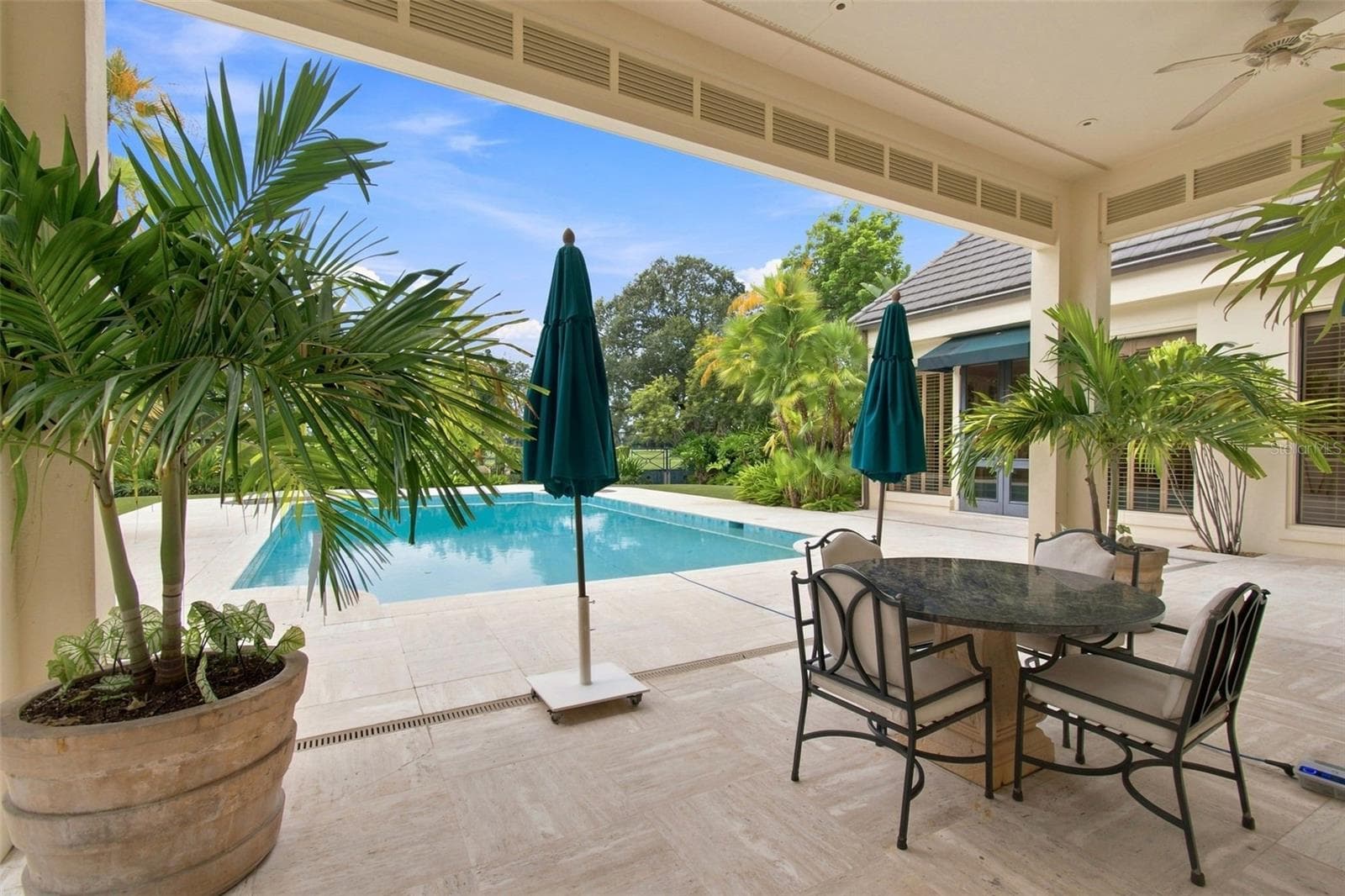 Single Family Residence at 924 S GOLF VIEW ST, TAMPA, photo 64 of 78