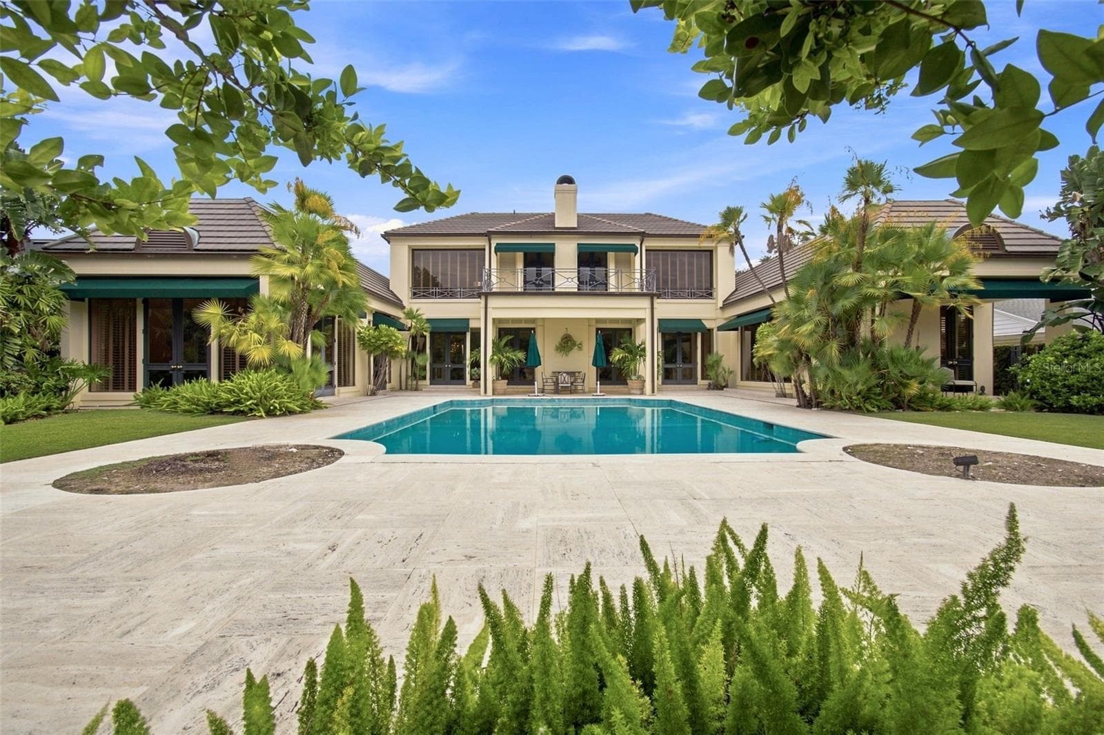 Single Family Residence at 924 S GOLF VIEW ST, TAMPA, photo 66 of 78