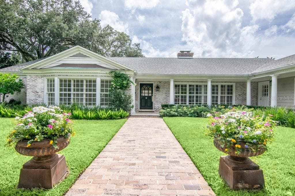 Single Family Residence at 924 S GOLF VIEW ST, TAMPA, photo 69 of 78