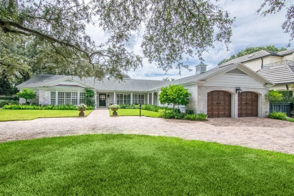 Single Family Residence at 924 S GOLF VIEW ST, TAMPA, photo 70 of 78