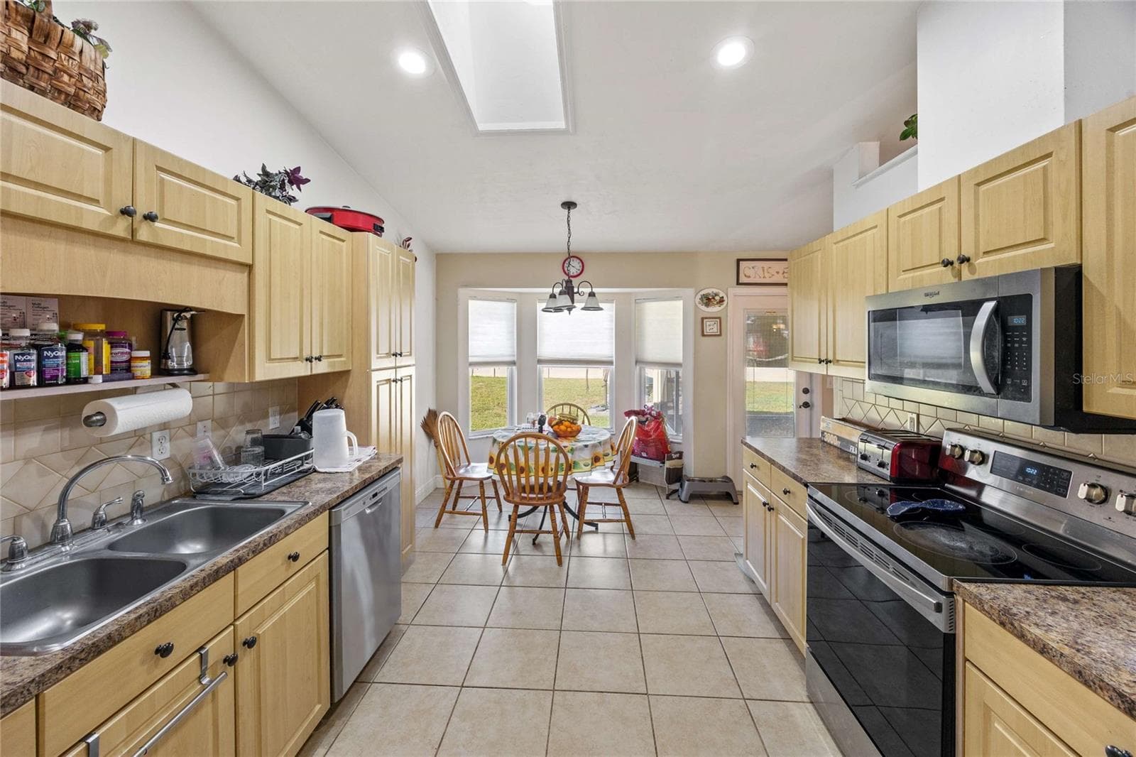 Kitchen - 404 NW 232ND TER, NEWBERRY