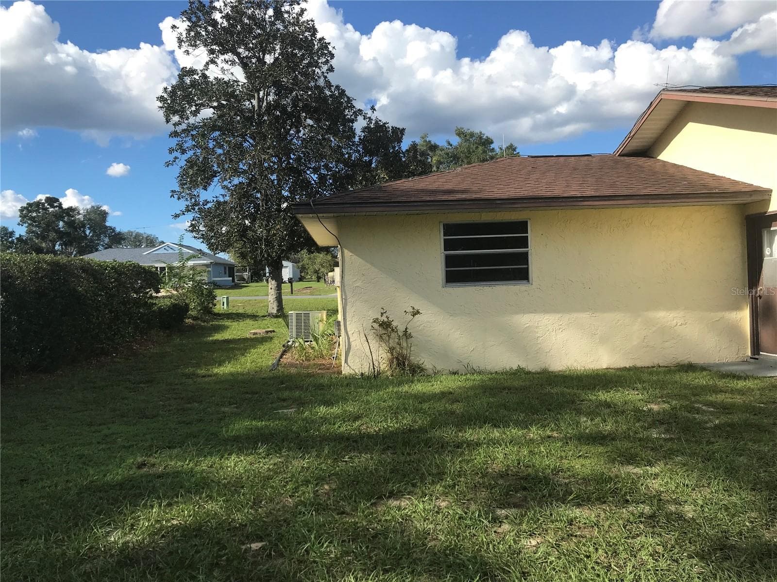 Single Family Residence at 313 BAHIA CIR, OCALA, photo 5 of 25