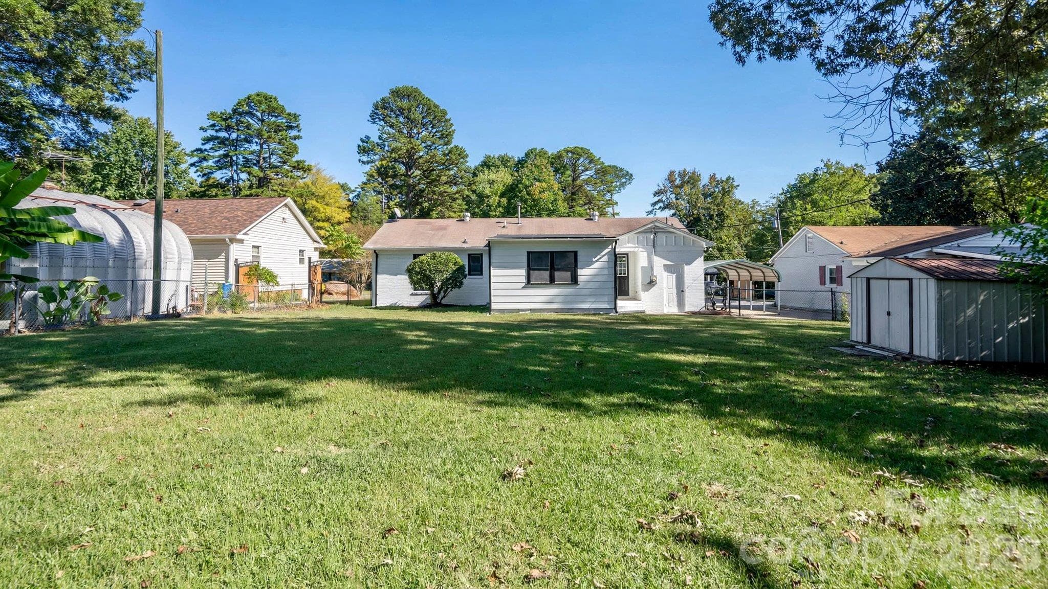 Single Family Residence at 708 Aintree Road, Charlotte, photo 32 of 38
