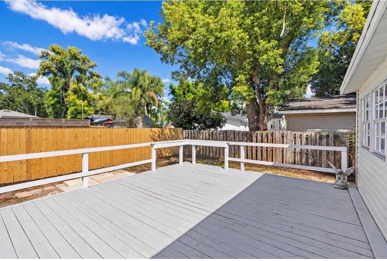 Single Family Residence at 910 E NORTH BAY ST, TAMPA, photo 23 of 36