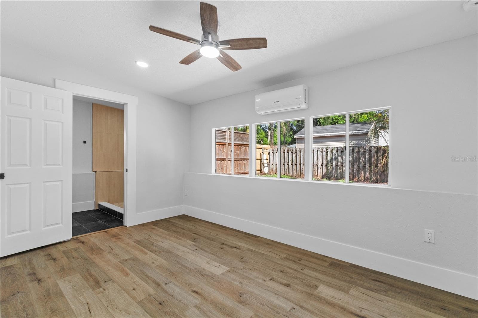 Single Family Residence at 910 E NORTH BAY ST, TAMPA, photo 30 of 36