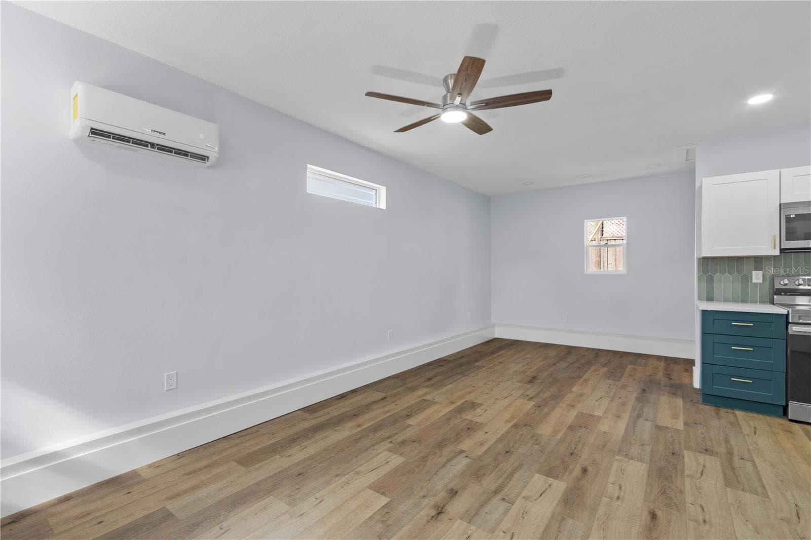 Single Family Residence at 910 E NORTH BAY ST, TAMPA, photo 31 of 36