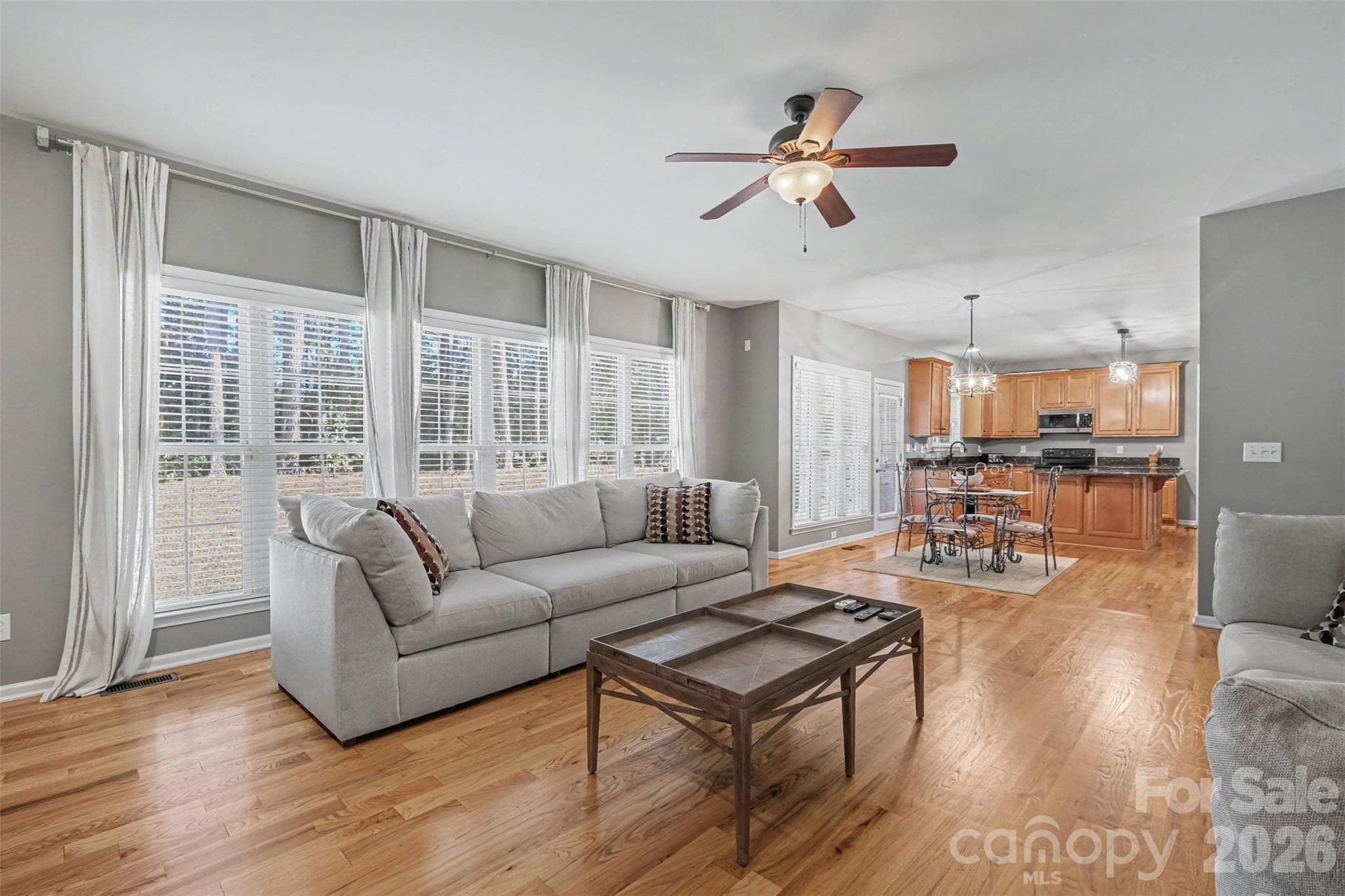 Single Family Residence at 11538 Shimmering Lake Drive, Charlotte, photo 15 of 48