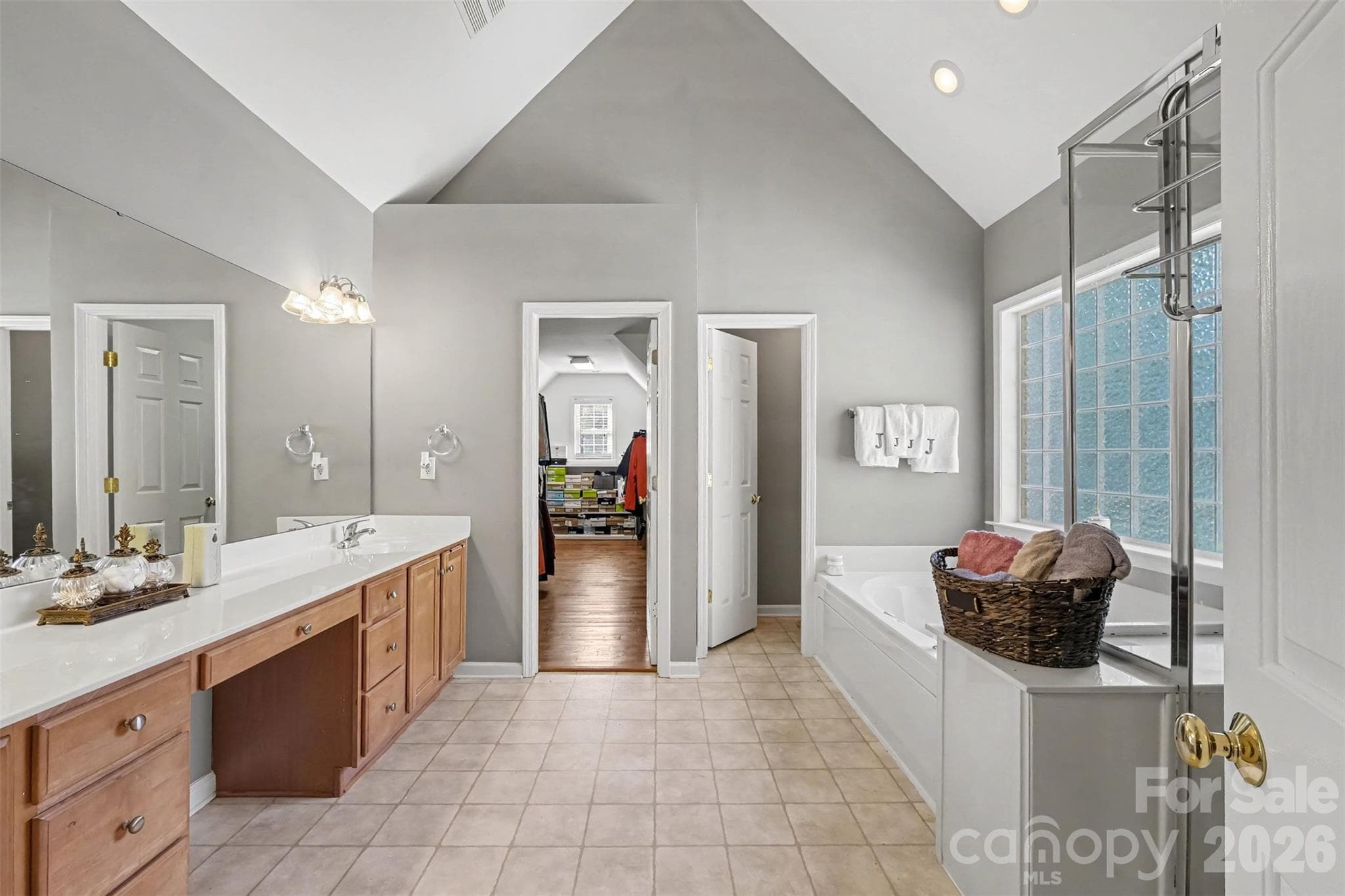 Single Family Residence at 11538 Shimmering Lake Drive, Charlotte, photo 22 of 48
