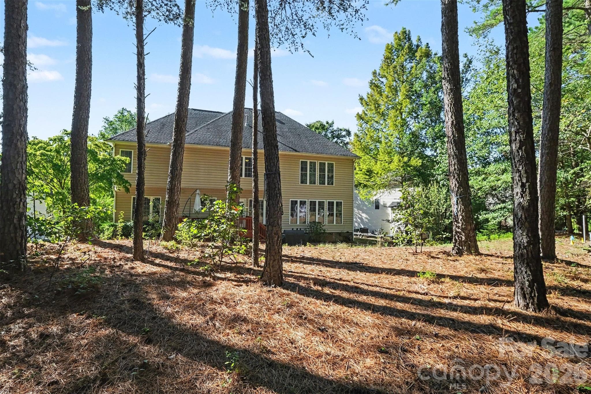 Single Family Residence at 11538 Shimmering Lake Drive, Charlotte, photo 36 of 48