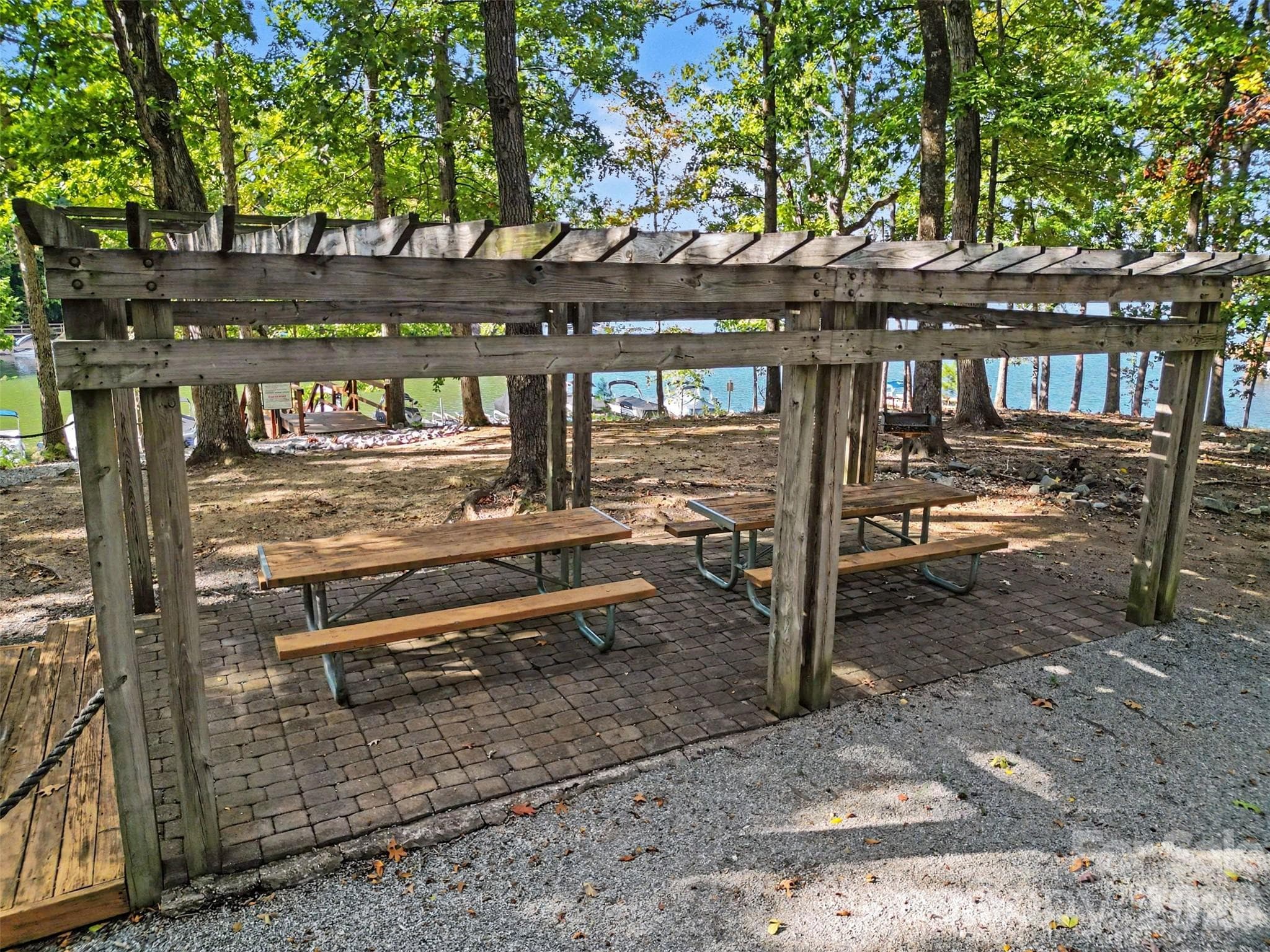Single Family Residence at 11538 Shimmering Lake Drive, Charlotte, photo 41 of 48