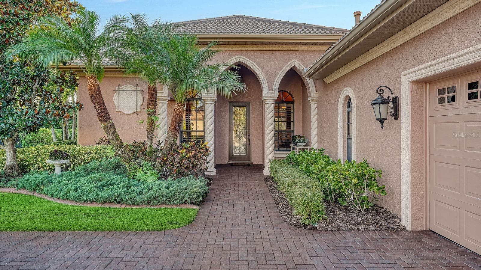Single Family Residence at 7836 VALDERRAMA WAY, LAKEWOOD RANCH, photo 16 of 82