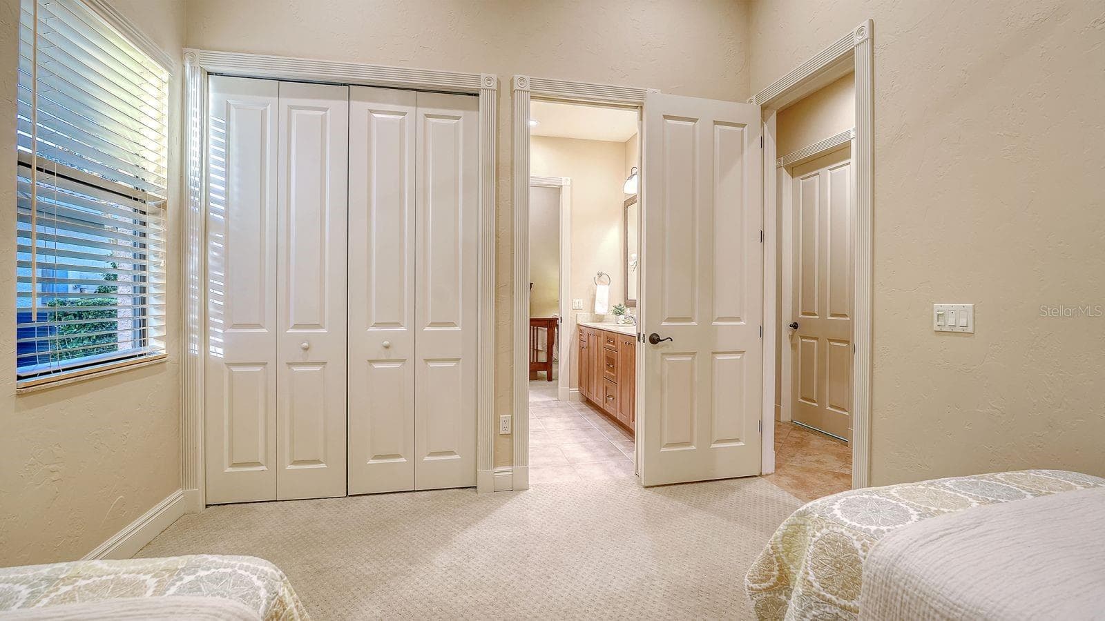 Single Family Residence at 7836 VALDERRAMA WAY, LAKEWOOD RANCH, photo 33 of 82