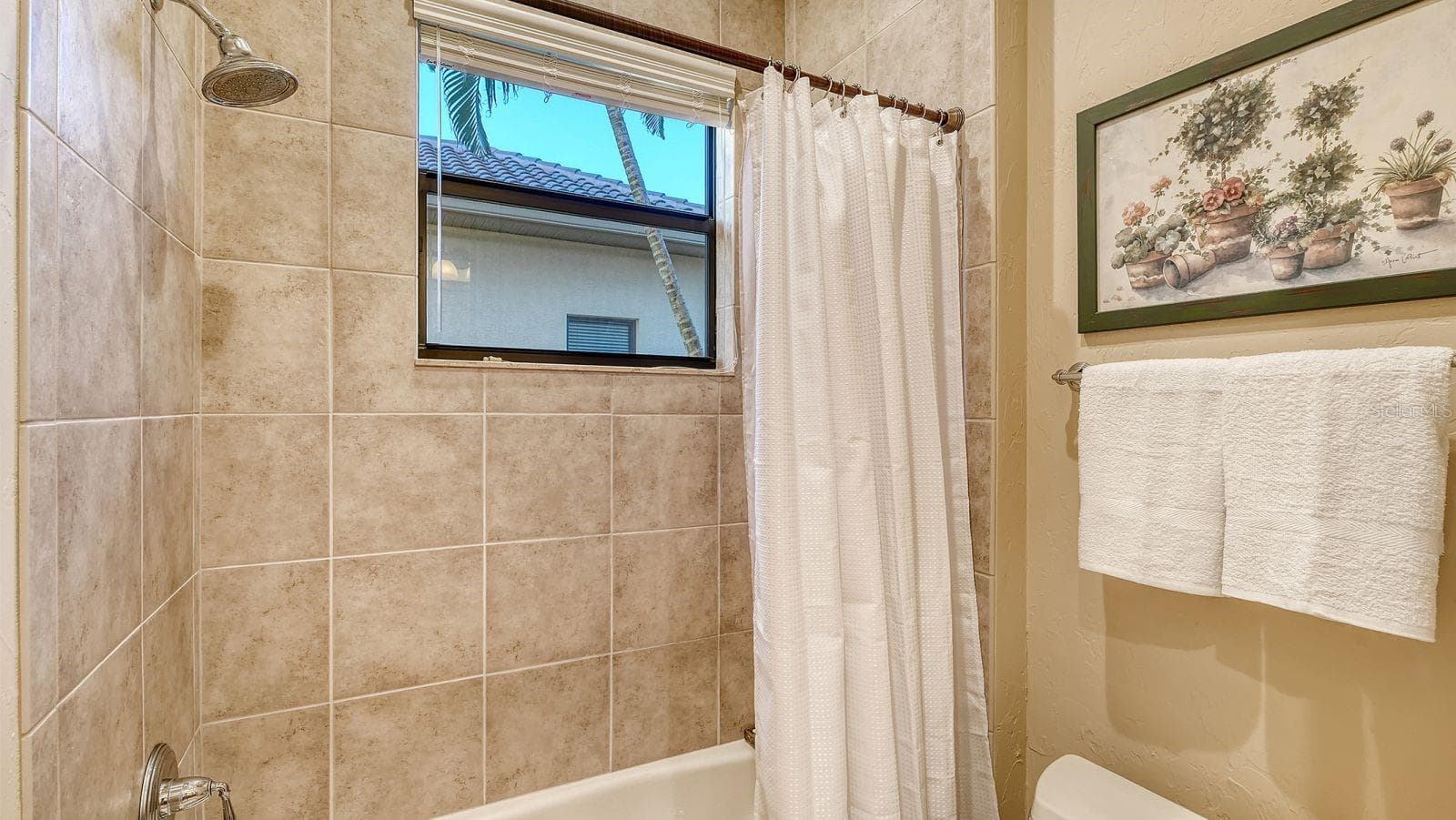 Single Family Residence at 7836 VALDERRAMA WAY, LAKEWOOD RANCH, photo 35 of 82