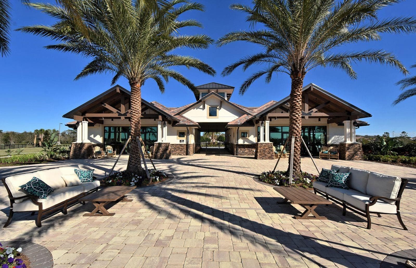 Single Family Residence at 7836 VALDERRAMA WAY, LAKEWOOD RANCH, photo 75 of 82