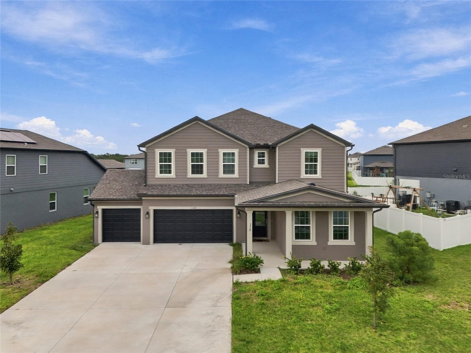 1634 MEADOWLARK DR