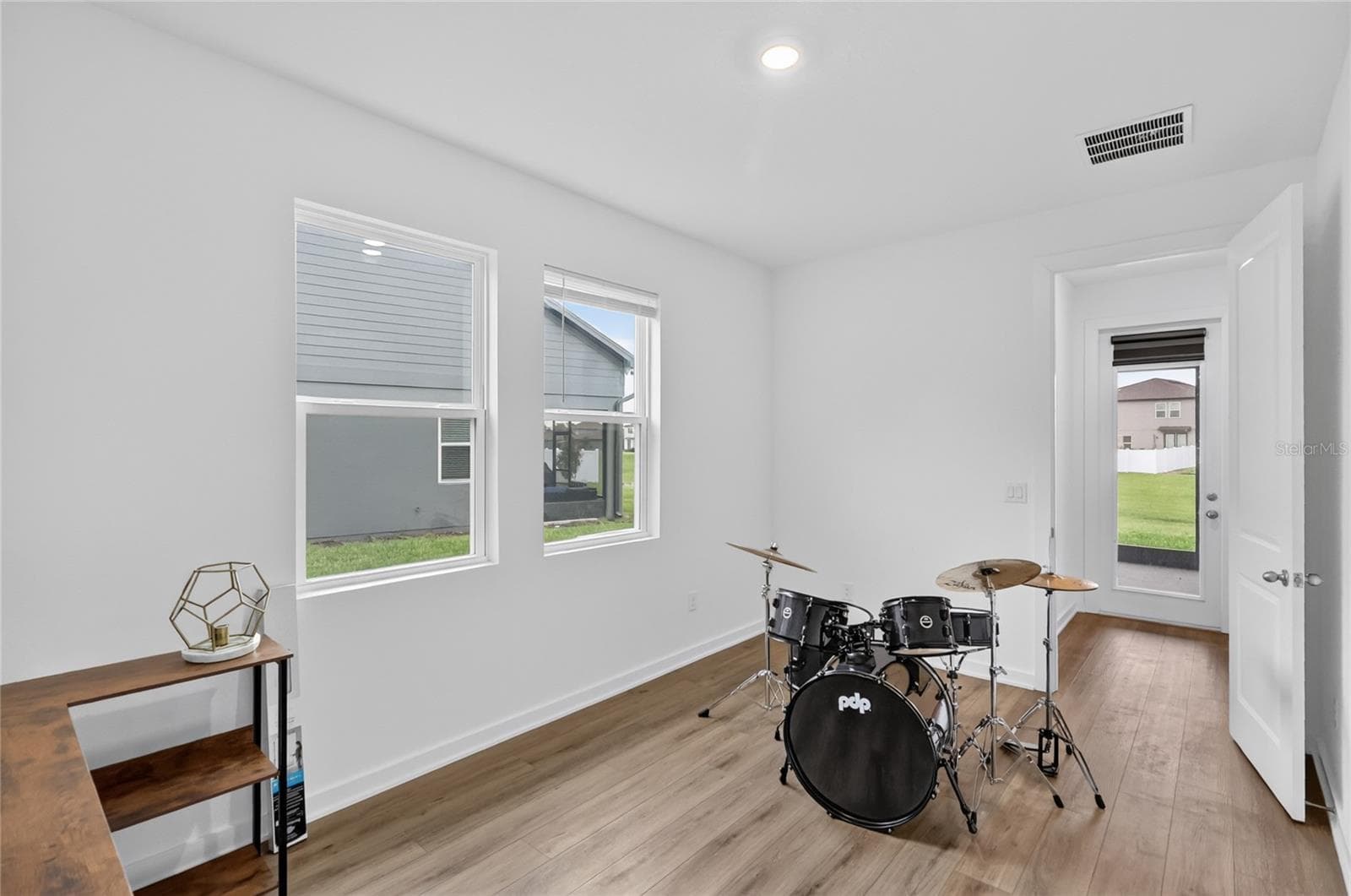 Single Family Residence at 1634 MEADOWLARK DR, DELTONA, photo 12 of 38