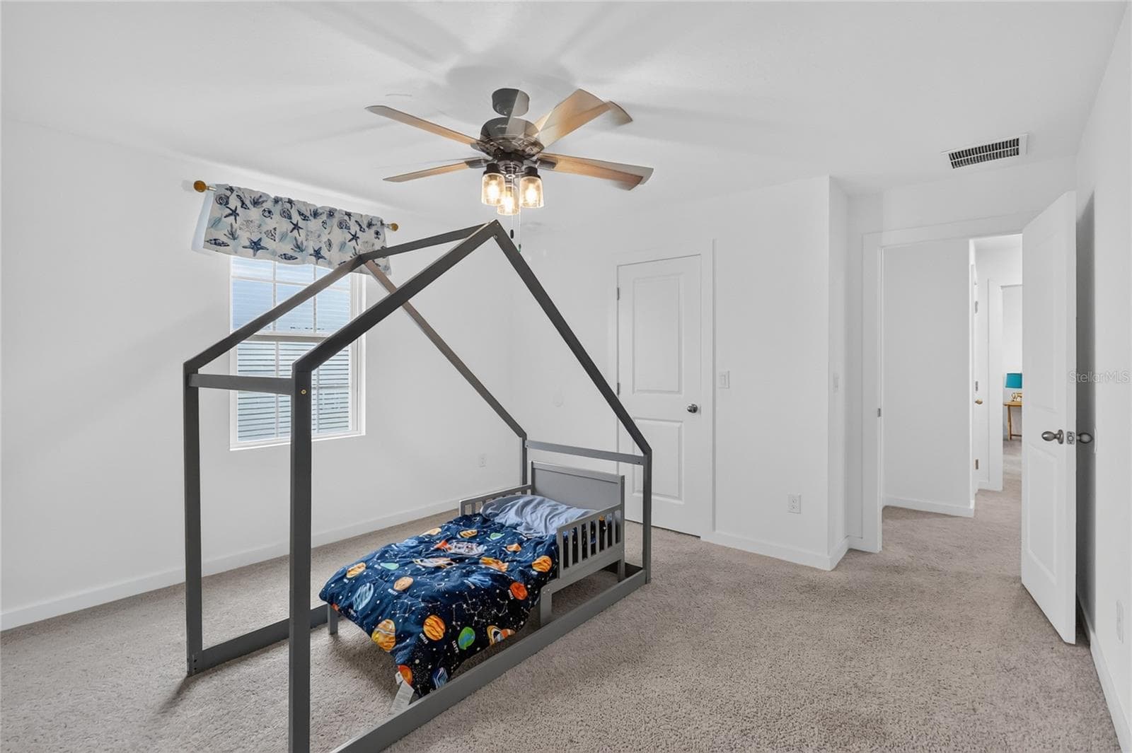 Single Family Residence at 1634 MEADOWLARK DR, DELTONA, photo 28 of 38