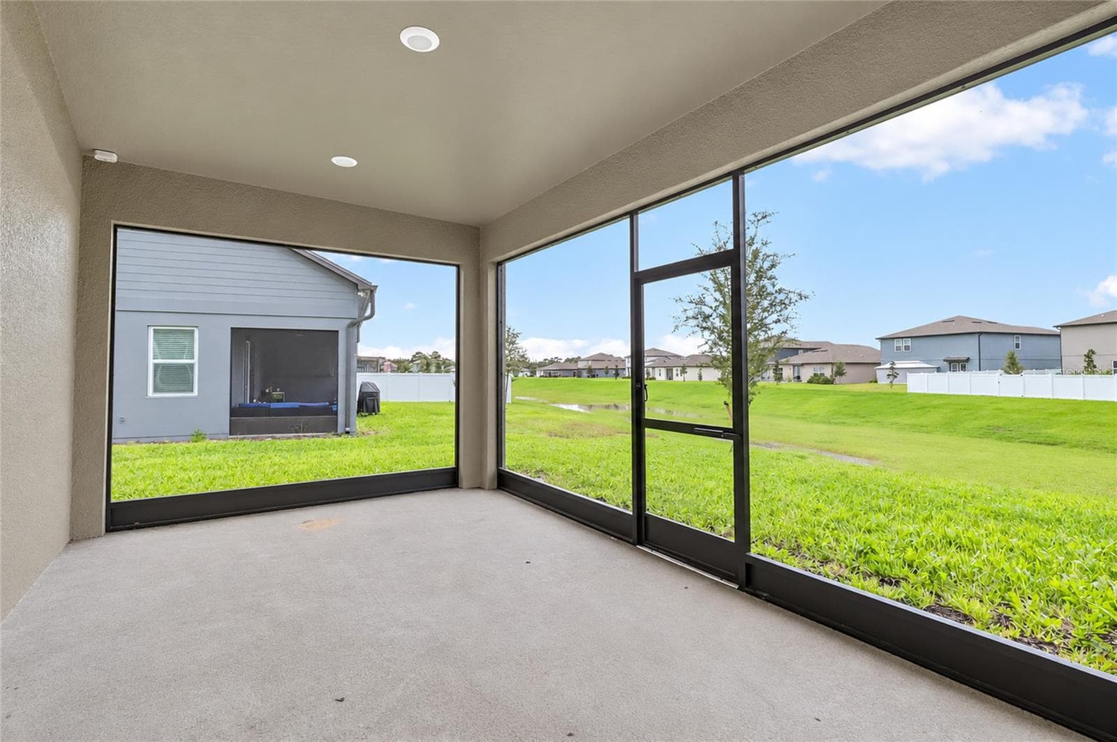 Single Family Residence at 1634 MEADOWLARK DR, DELTONA, photo 33 of 38