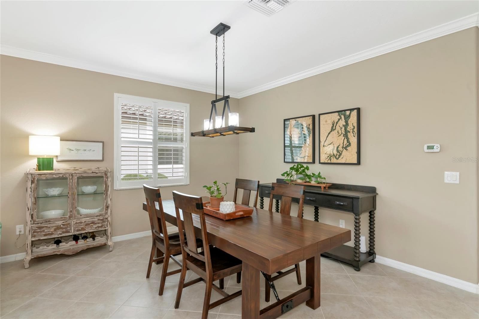 Single Family Residence at 7027 QUIET CREEK DR, BRADENTON, photo 8 of 75