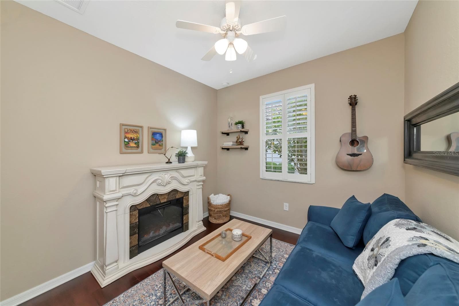 Single Family Residence at 7027 QUIET CREEK DR, BRADENTON, photo 9 of 75