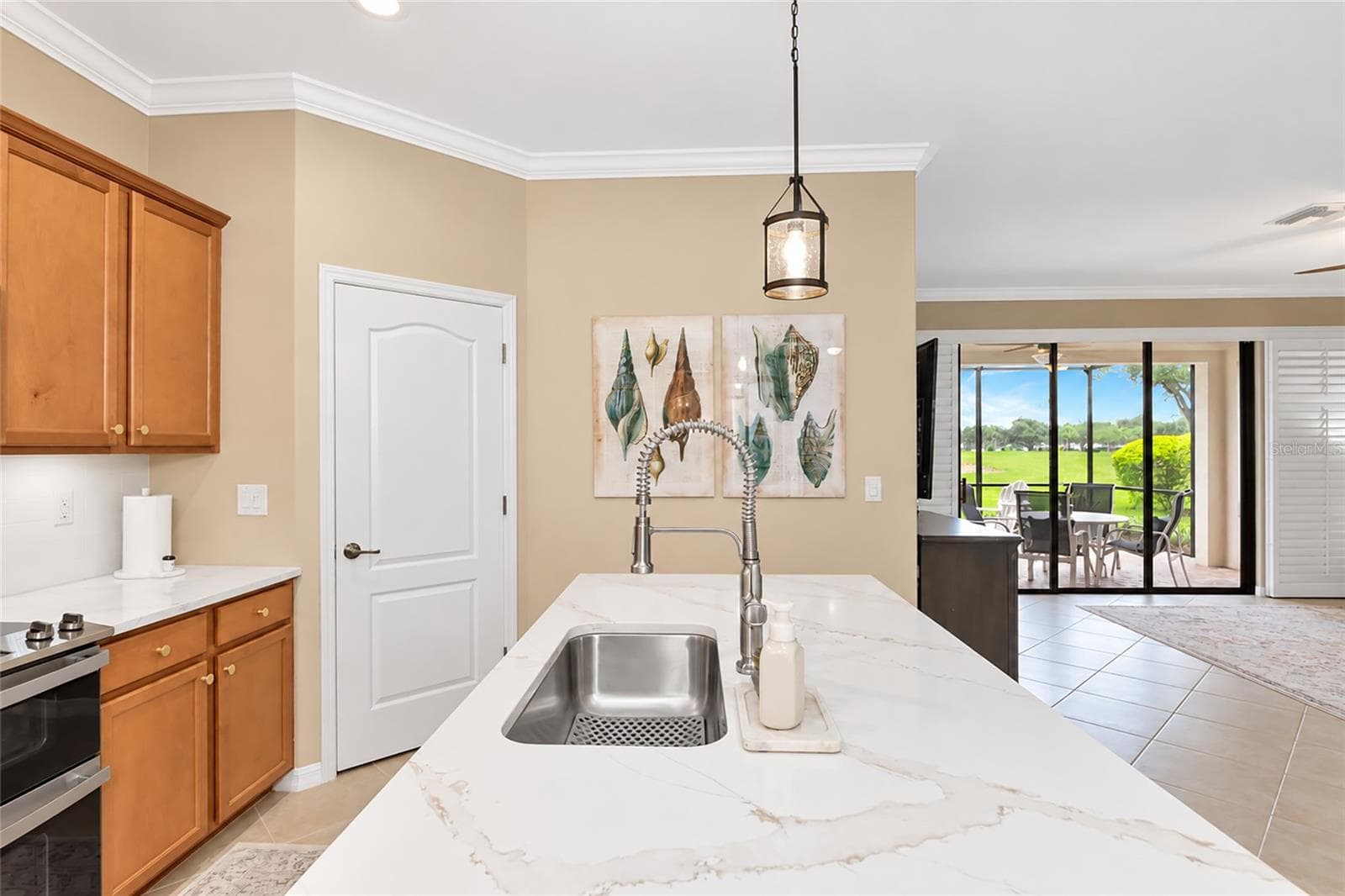 Single Family Residence at 7027 QUIET CREEK DR, BRADENTON, photo 14 of 75