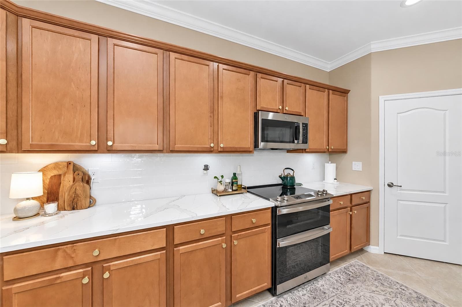 Single Family Residence at 7027 QUIET CREEK DR, BRADENTON, photo 15 of 75