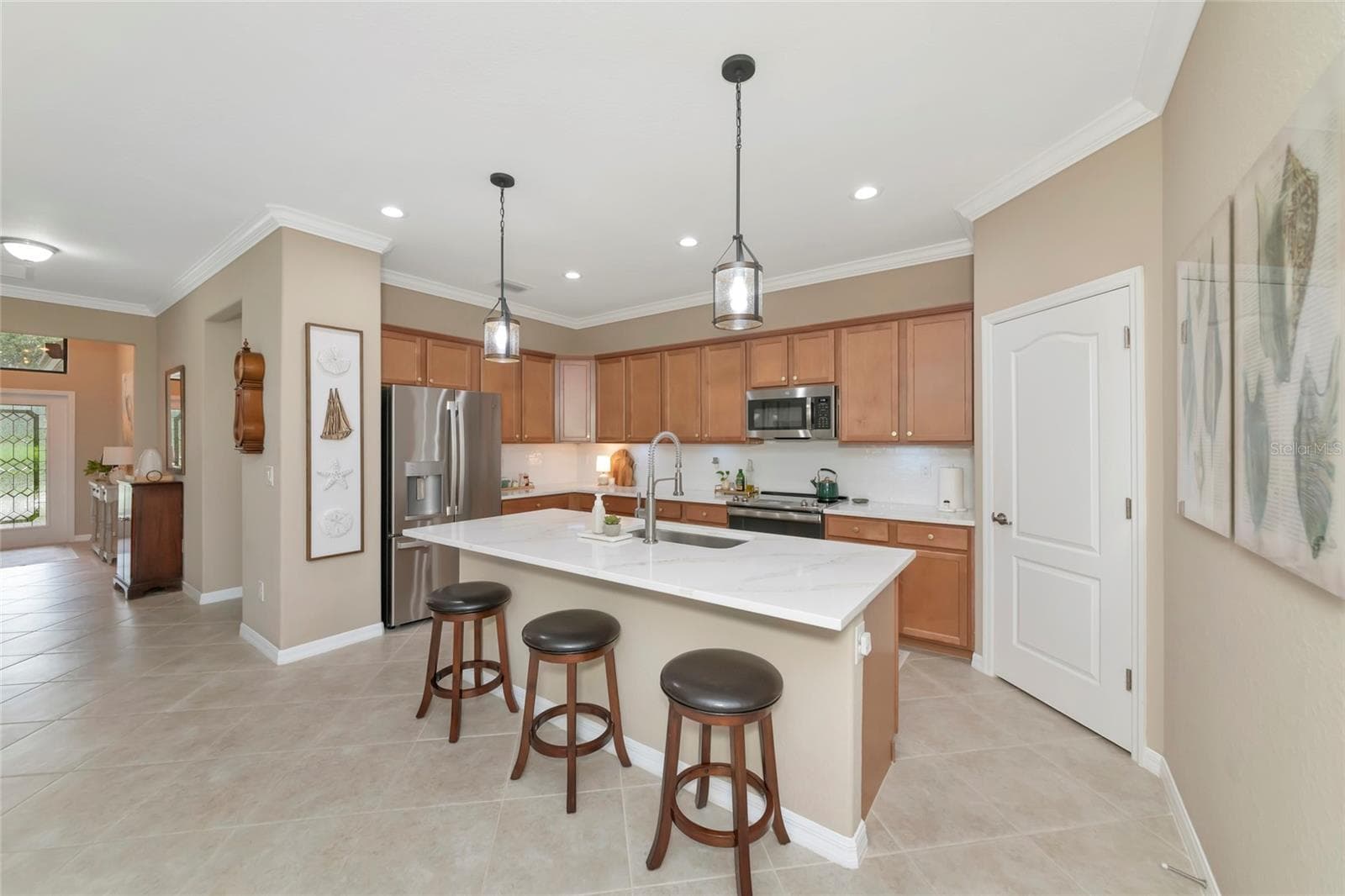 Single Family Residence at 7027 QUIET CREEK DR, BRADENTON, photo 16 of 75