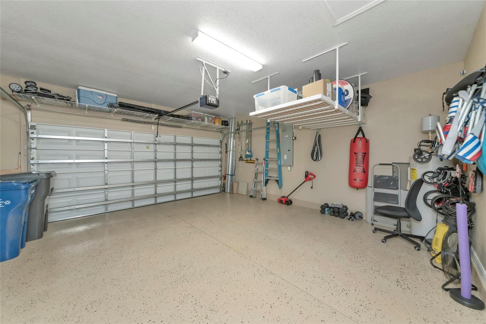 Single Family Residence at 7027 QUIET CREEK DR, BRADENTON, photo 33 of 75