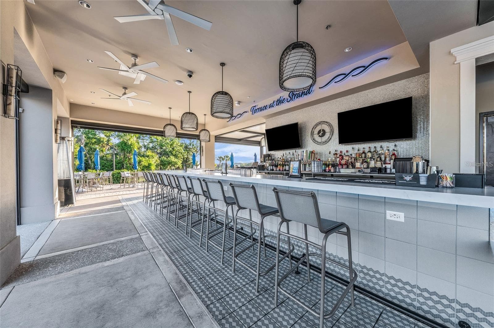 Single Family Residence at 7027 QUIET CREEK DR, BRADENTON, photo 74 of 75