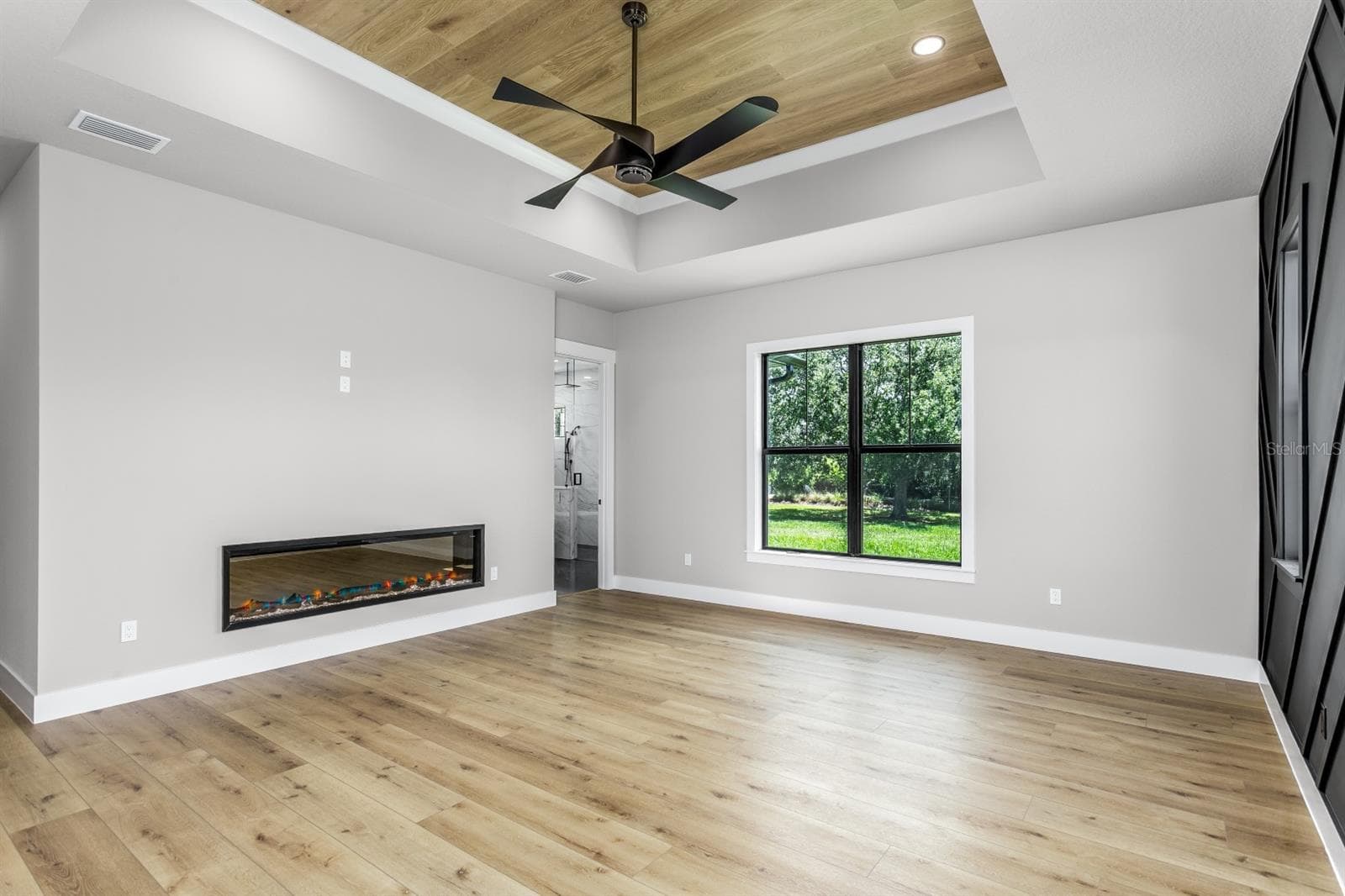 Single Family Residence at 10630 COUNTY RD S, LITHIA, photo 31 of 46