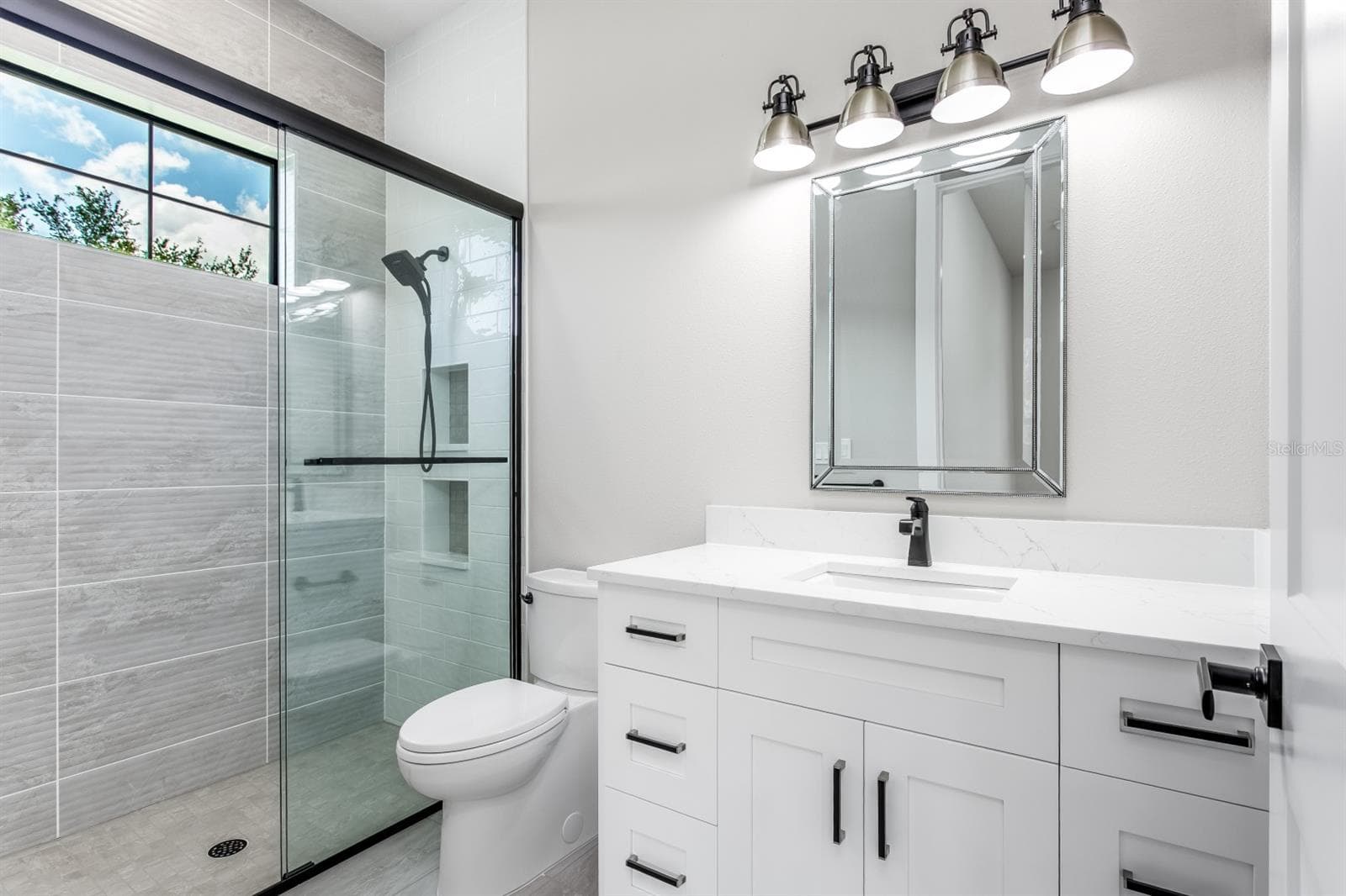 Single Family Residence at 10630 COUNTY RD S, LITHIA, photo 44 of 46