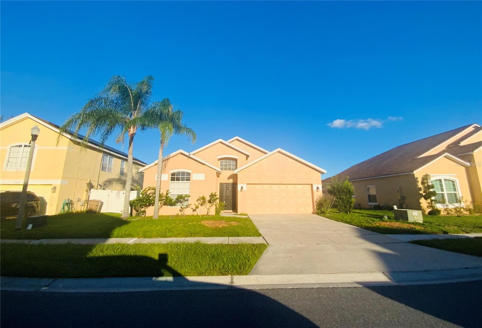 Single Family Residence at 2109 WOODSEDGE DR, KISSIMMEE, photo 3 of 31
