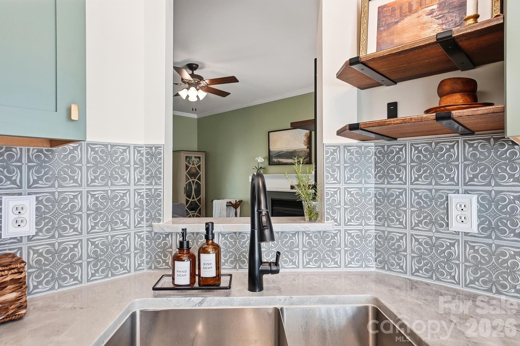 Single Family Residence at 2822 Carriage Crossing Drive, Matthews, photo 12 of 37