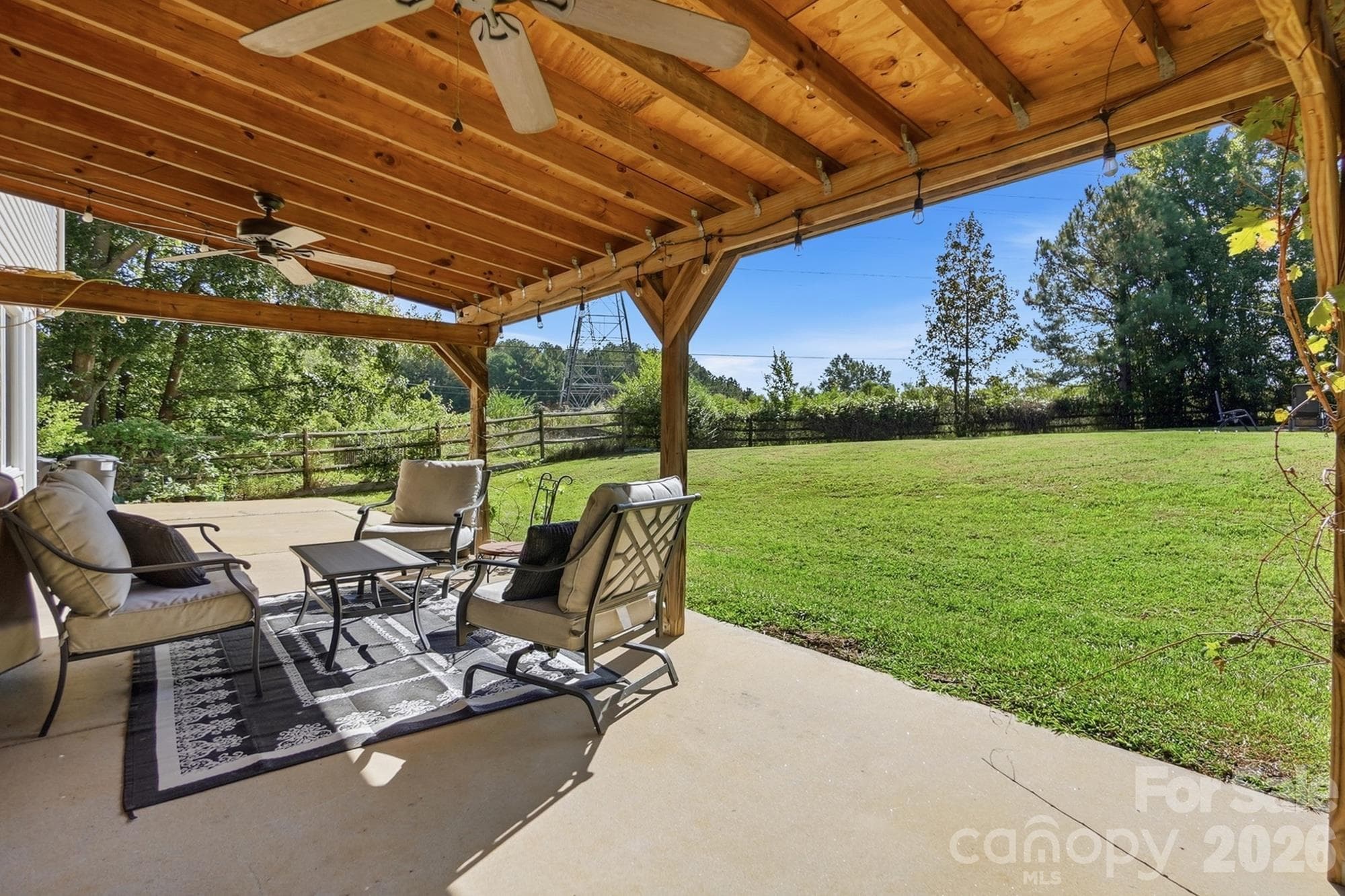 Single Family Residence at 2822 Carriage Crossing Drive, Matthews, photo 27 of 37