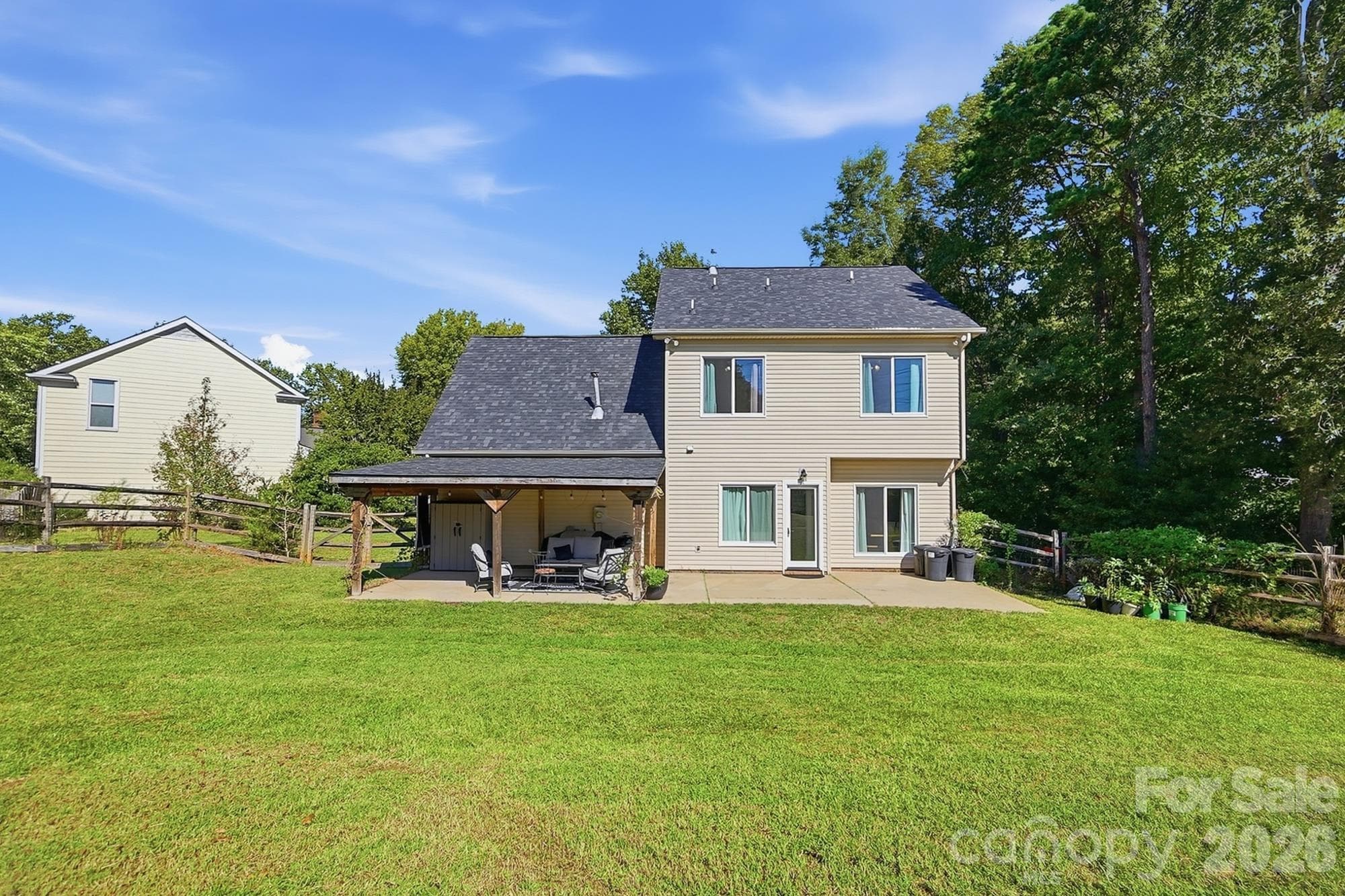 Single Family Residence at 2822 Carriage Crossing Drive, Matthews, photo 32 of 37