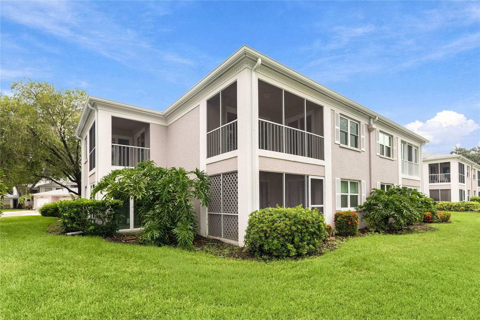 Condominium at 5610 SHEFFIELD GREENE CIR #6, SARASOTA, photo 29 of 54