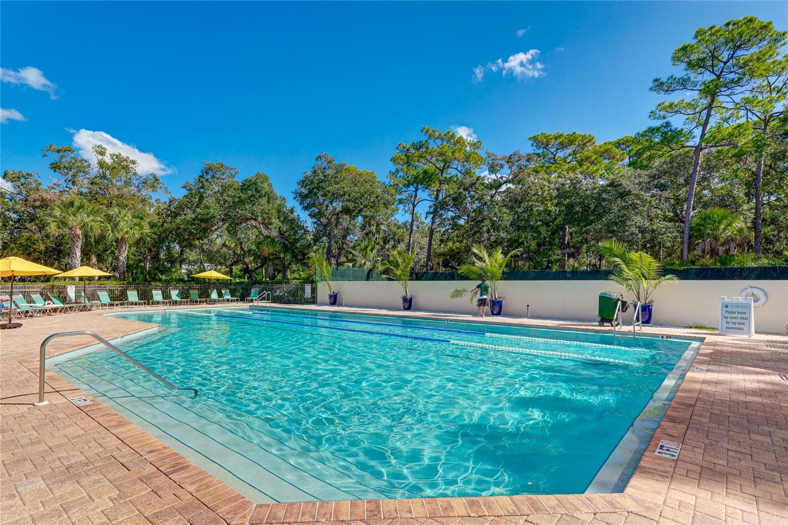 Condominium at 5610 SHEFFIELD GREENE CIR #6, SARASOTA, photo 40 of 54