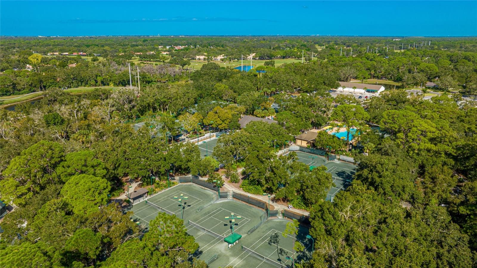 Condominium at 5610 SHEFFIELD GREENE CIR #6, SARASOTA, photo 42 of 54