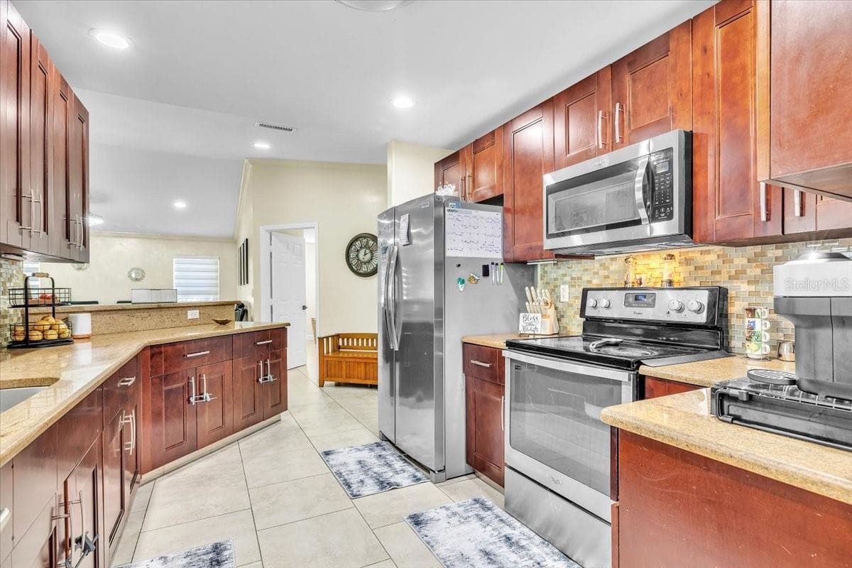 Single Family Residence at 3619 OASIS BLVD, CAPE CORAL, photo 14 of 66
