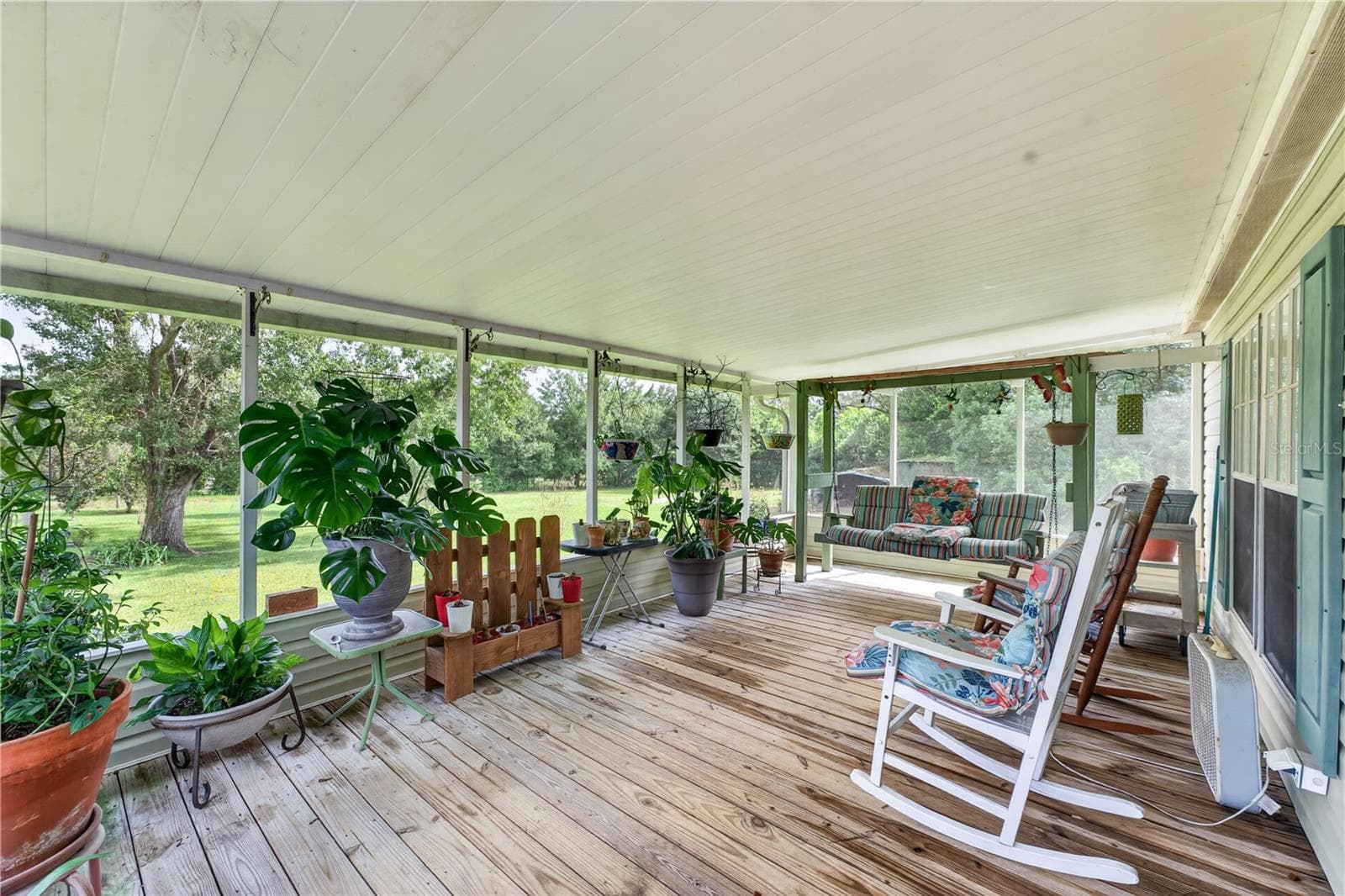 Front Porch - 8425 HEATHER DR, ZEPHYRHILLS