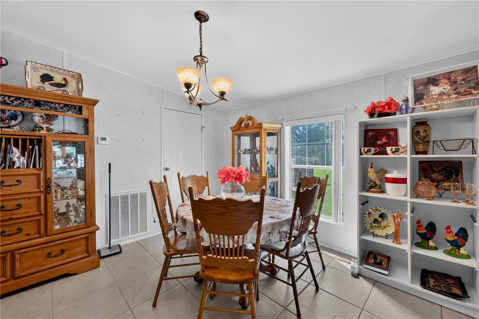 Dining Room - 8425 HEATHER DR, ZEPHYRHILLS