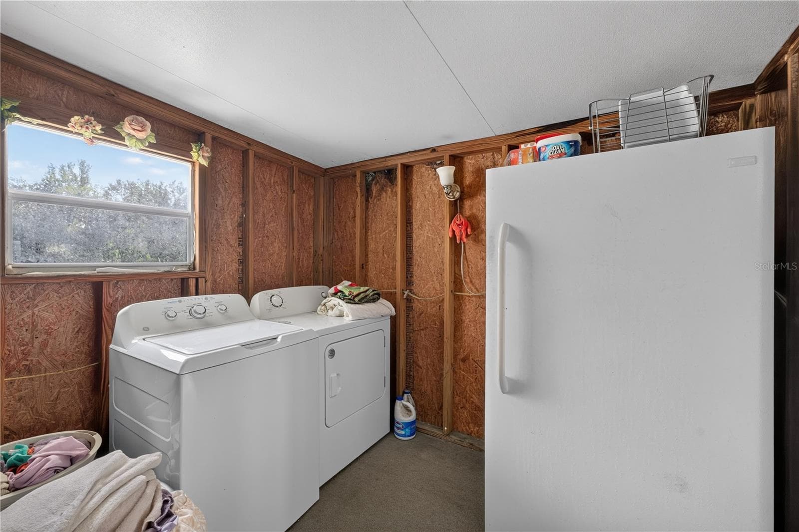 Laundry Room - 8425 HEATHER DR, ZEPHYRHILLS